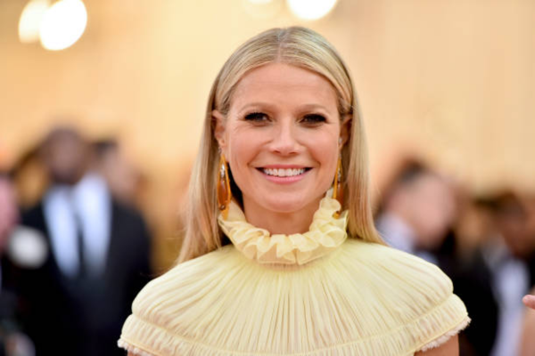 Gwyneth Paltrow with PDO threads