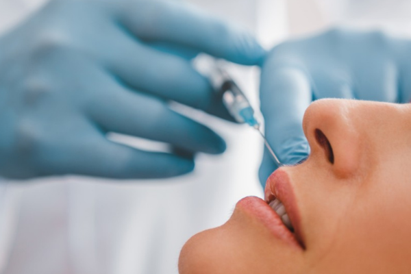 Lip fillers cannula vs needle